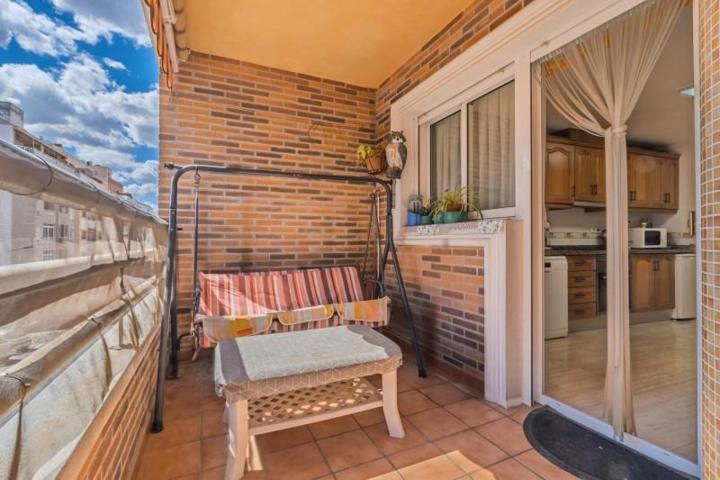Apartamento en venta en Torrevieja, Centro photo 0