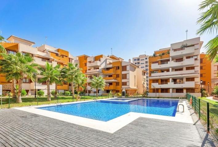 Piso en venta en Torrevieja, Punta prima photo 0