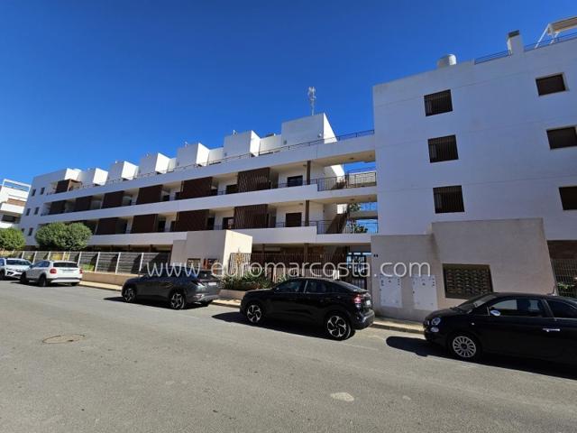 Apartamento en venta en Orihuela Costa photo 0