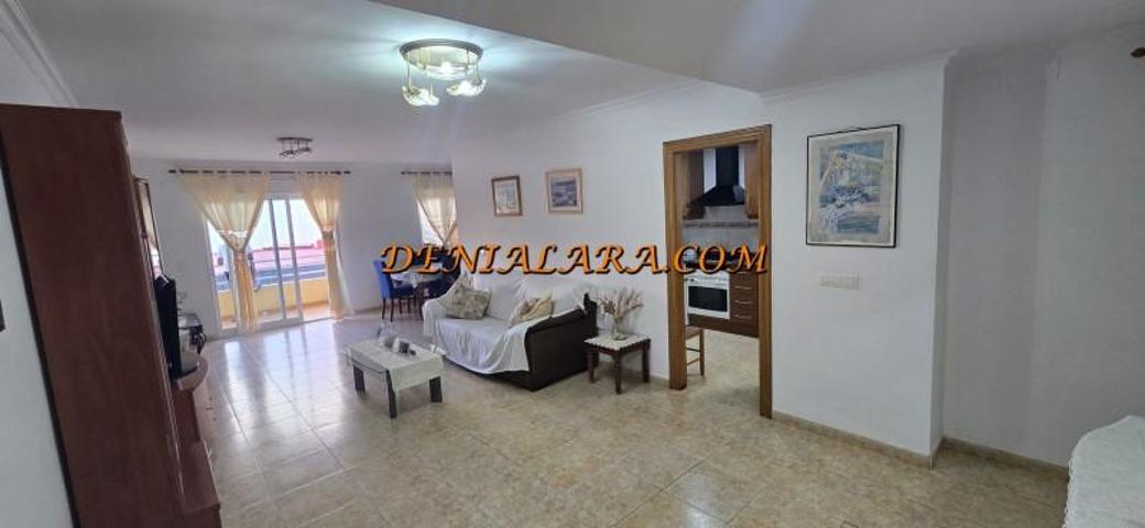 Piso en venta en Denia photo 0