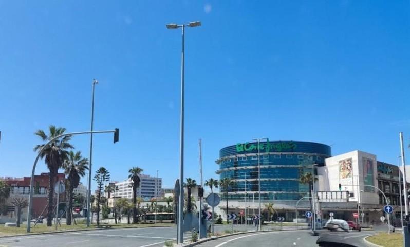 Local comercial en venta en Cádiz, San Felipe photo 0