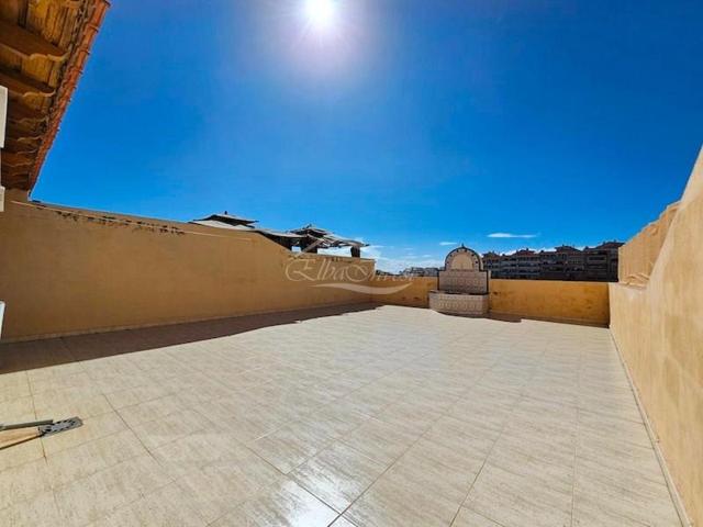 Piso en venta en Adeje photo 0