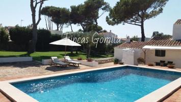Casa con terreno en venta en Sant Lluís photo 0