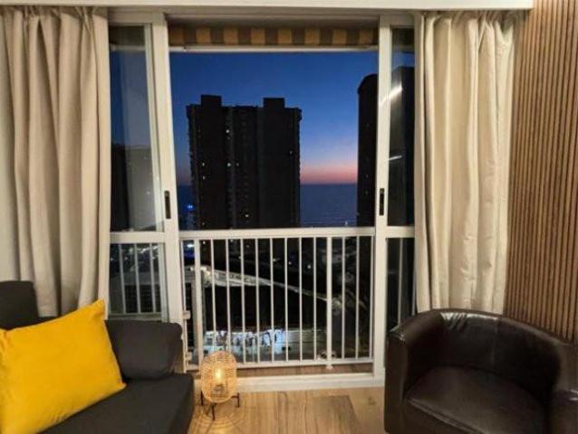 Apartamento en venta en Benidorm photo 0