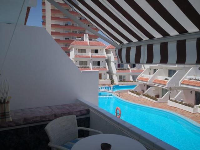 Apartamento en venta en Arona photo 0