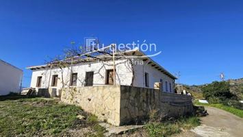Casa con terreno en venta en Vélez-Málaga, Costa del Sol Oriental - Axarquía photo 0