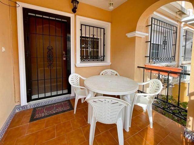 Adosada en venta en Orihuela photo 0