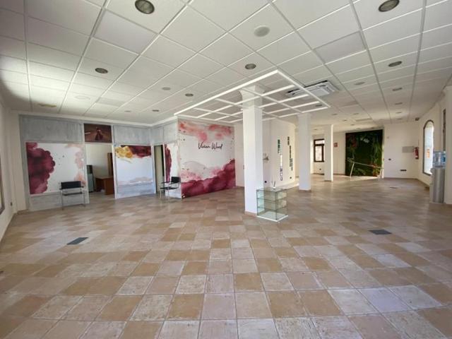 Local comercial en venta en Olula del Río, Olula del Río photo 0