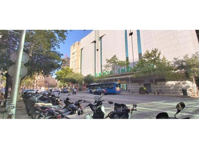 Local comercial en venta en Mallorca, La Seu photo 0
