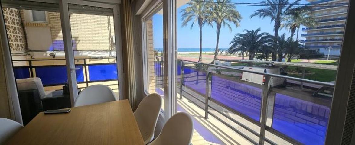 Apartamento en venta en Denia photo 0