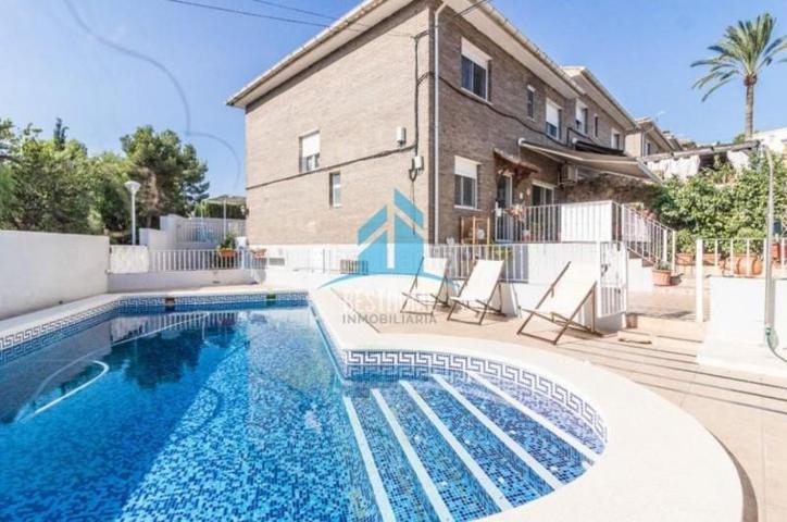 Bungalow en venta en Catadau, Urbanizacion los rosales photo 0