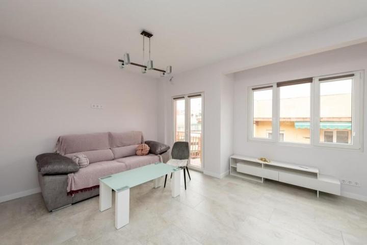 Piso en venta en Alicante, Altozano photo 0