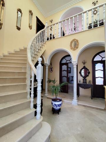 Casa en venta en Sevilla, Pilas photo 0