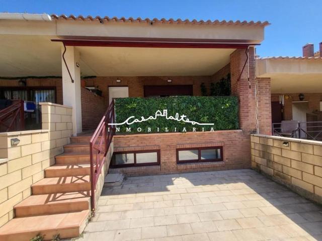 Adosada en venta en La Nucia, El tossal photo 0