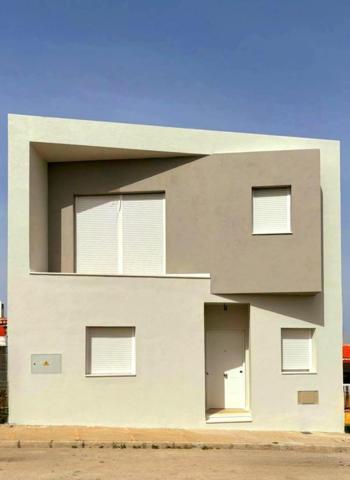 Casa en venta en Chiclana de la Frontera, Fuente amarga photo 0