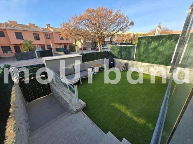 Adosada en venta en Monforte del Cid, Alenda Golf photo 0
