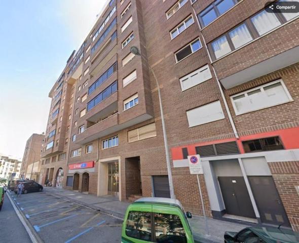 Piso en venta en Pamplona, Azpilagaña photo 0