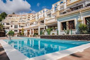 Apartamento en venta en Adeje, Costa Adeje photo 0