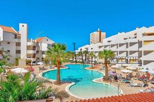 Apartamento en venta en Los Cristianos, Avenida Juan Carlos I, 38650 photo 0