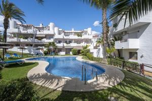 Apartamento en venta en Estepona, Costa del Sol photo 0
