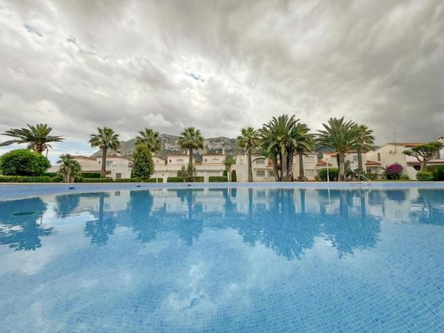 Adosada en venta en Denia, DENIA photo 0