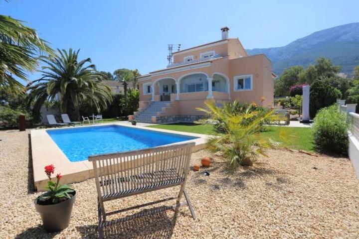 Chalet en venta en Denia, La Pedrera photo 0