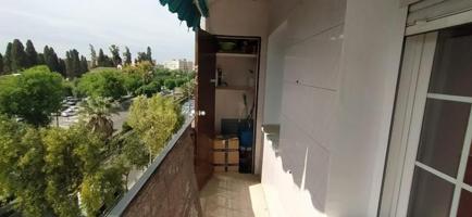 Piso en venta en Córdoba, Av. Barcelona - Viñuela - Rescatado photo 0