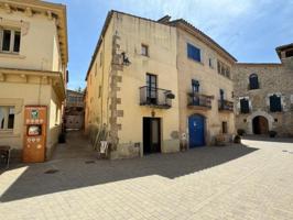 Chalet en venta en Pontós, Pirineo de girona photo 0
