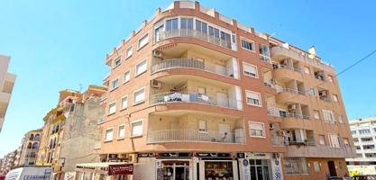 Apartamento en venta en Torrevieja photo 0