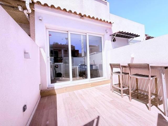 Adosada en venta en Orihuela Costa photo 0