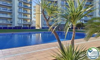 Apartamento en venta en Roses, Santa Margarida photo 0