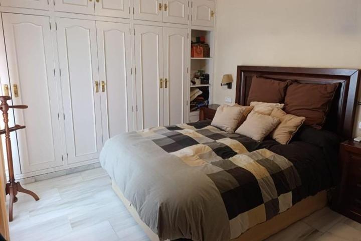 Casa en venta en Córdoba, Av. Barcelona - Viñuela - Rescatado photo 0