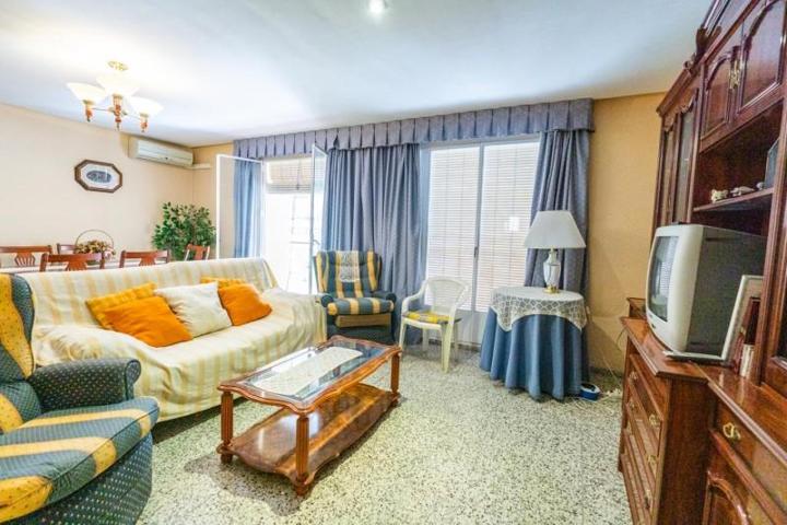 Piso en venta en Alicante, Calle Alemania, 03003 photo 0