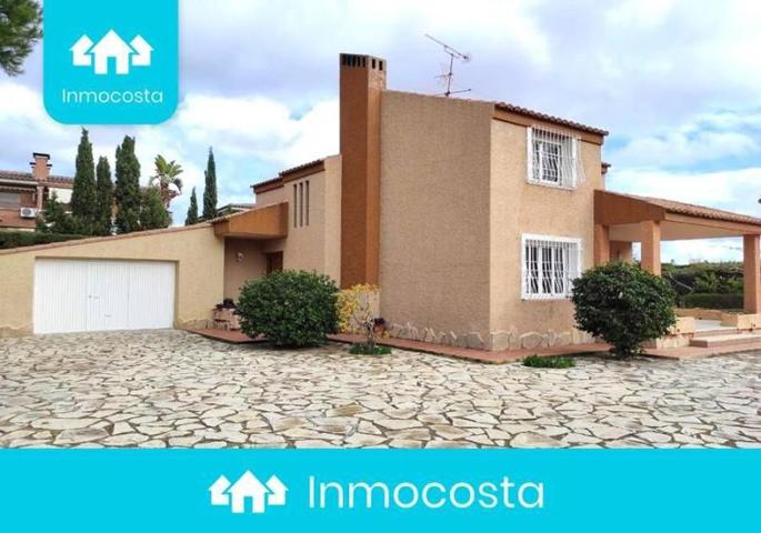 Chalet en venta en Mutxamel, La Almajada photo 0