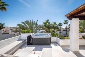 Atico Duplex en venta en Marbella, Puerto Banús photo 0
