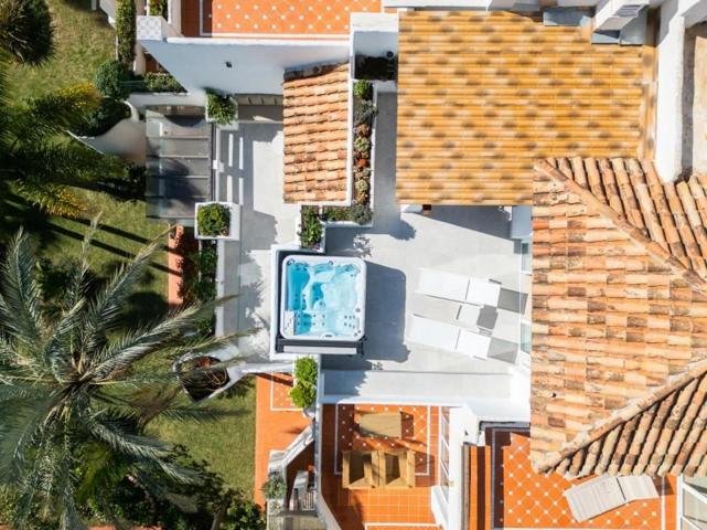 Atico Duplex en venta en Marbella, Puerto Banús photo 0