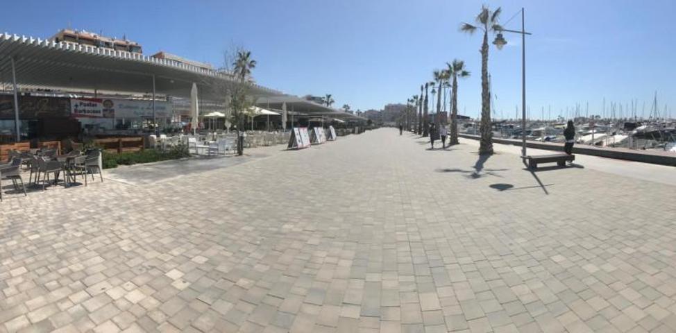 Apartamento en alquiler en Santa Pola, Playa Levante photo 0