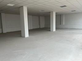 Local comercial en alquiler en Móstoles, Pau 4 photo 0