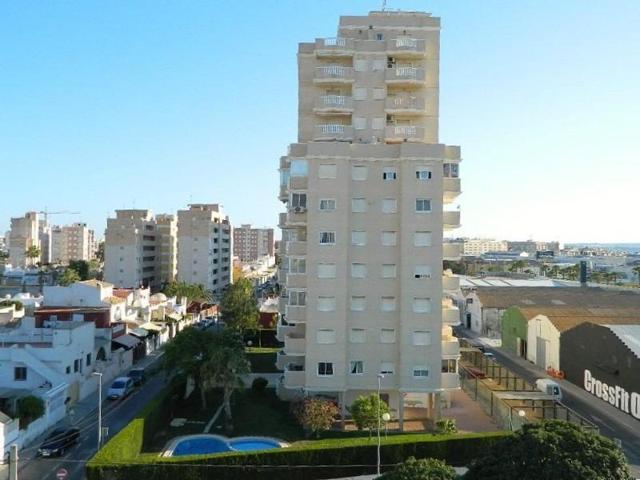 Apartamento en venta en Torrevieja photo 0