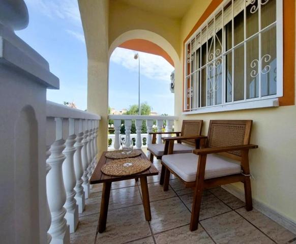 Apartamento en venta en Orihuela Costa photo 0