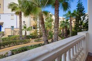 Apartamento en venta en Torrevieja photo 0