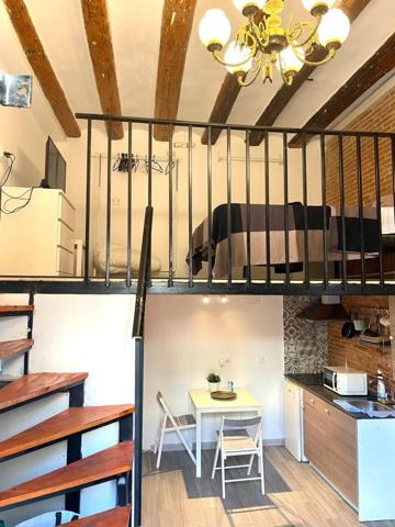 Casa en venta en Barcelona, El Raval photo 0
