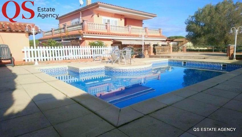 Casa en venta en Caldes de Malavella, Llag dels cignes photo 0