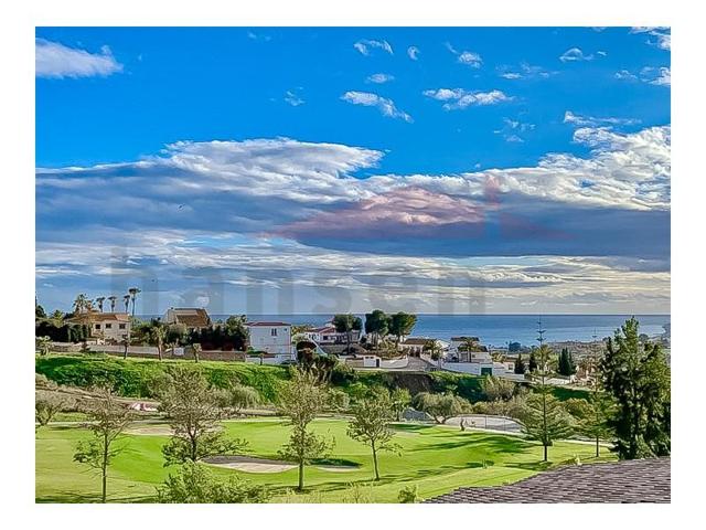 Piso en venta en Vélez-Málaga photo 0