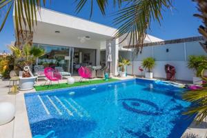 Chalet en venta en Torrevieja photo 0
