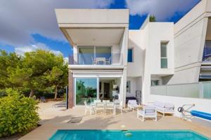 Chalet en venta en Orihuela Costa photo 0