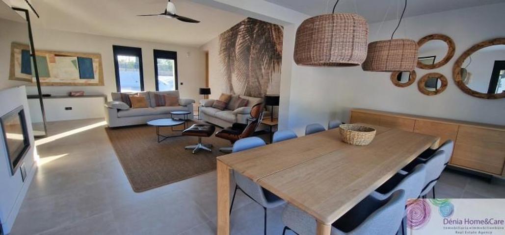 Chalet en venta en Denia, Denia photo 0