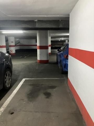 Parking en alquiler en Zaragoza, Avenida de Cesáreo Alierta, 50008 photo 0