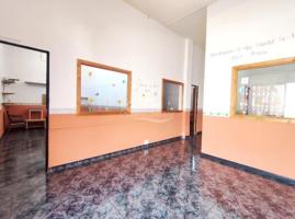 Local comercial en alquiler en Arona photo 0