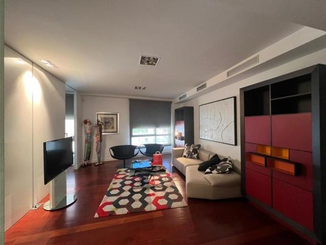Apartamento en alquiler en Madrid, Calle del Almirante, 28004 photo 0